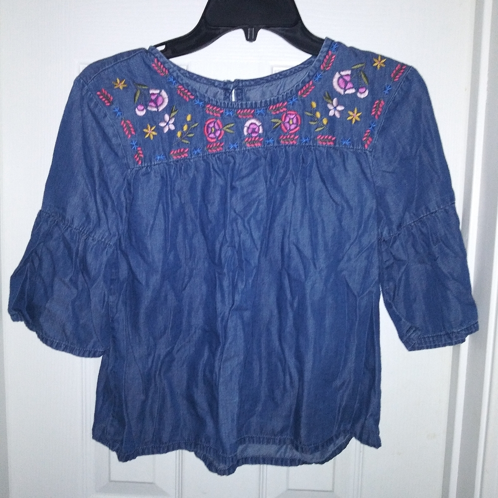 blue loose long sleeve shirt